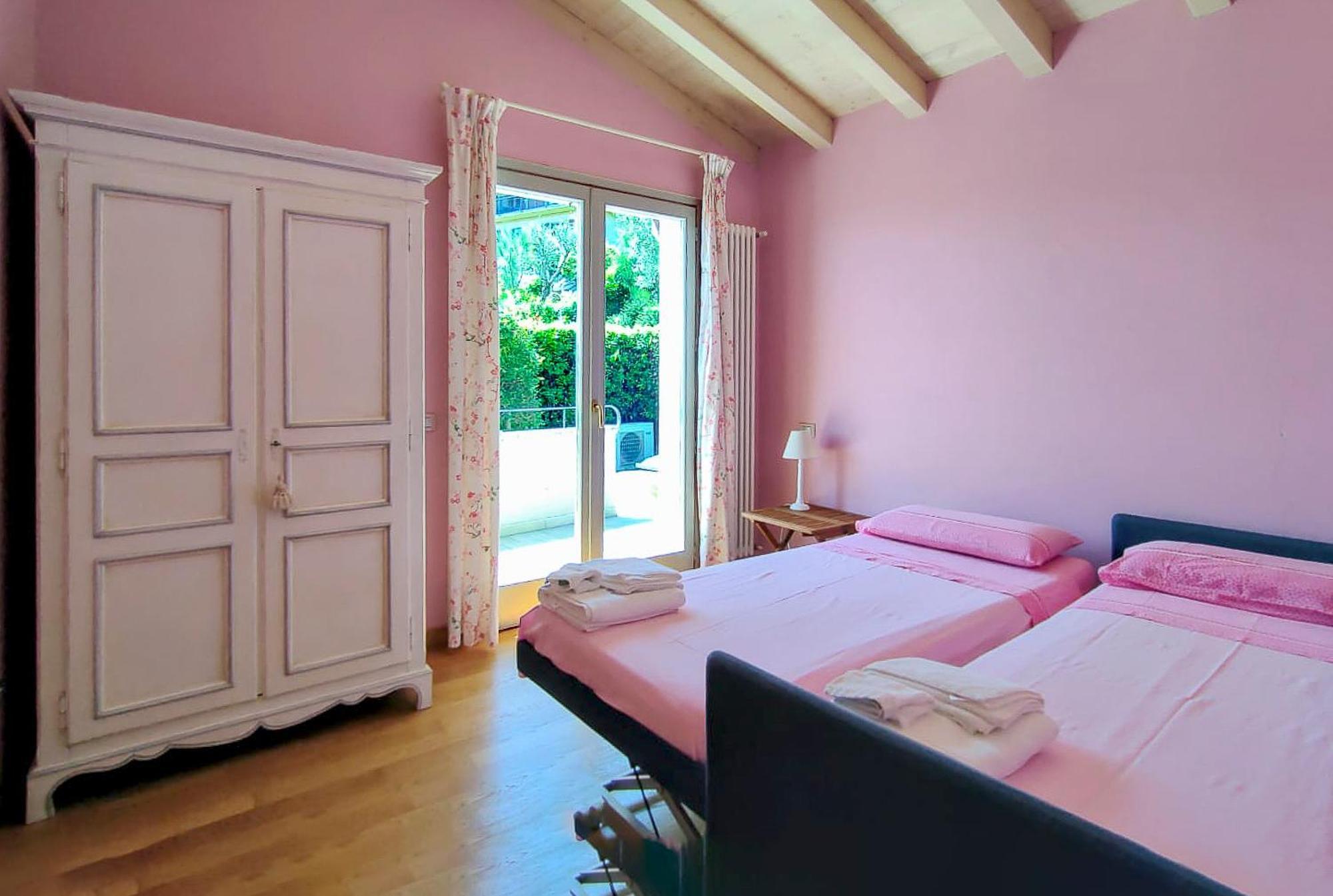 Villa Pratello ปาเดงเก ซุล การ์ดา ภายนอก รูปภาพ